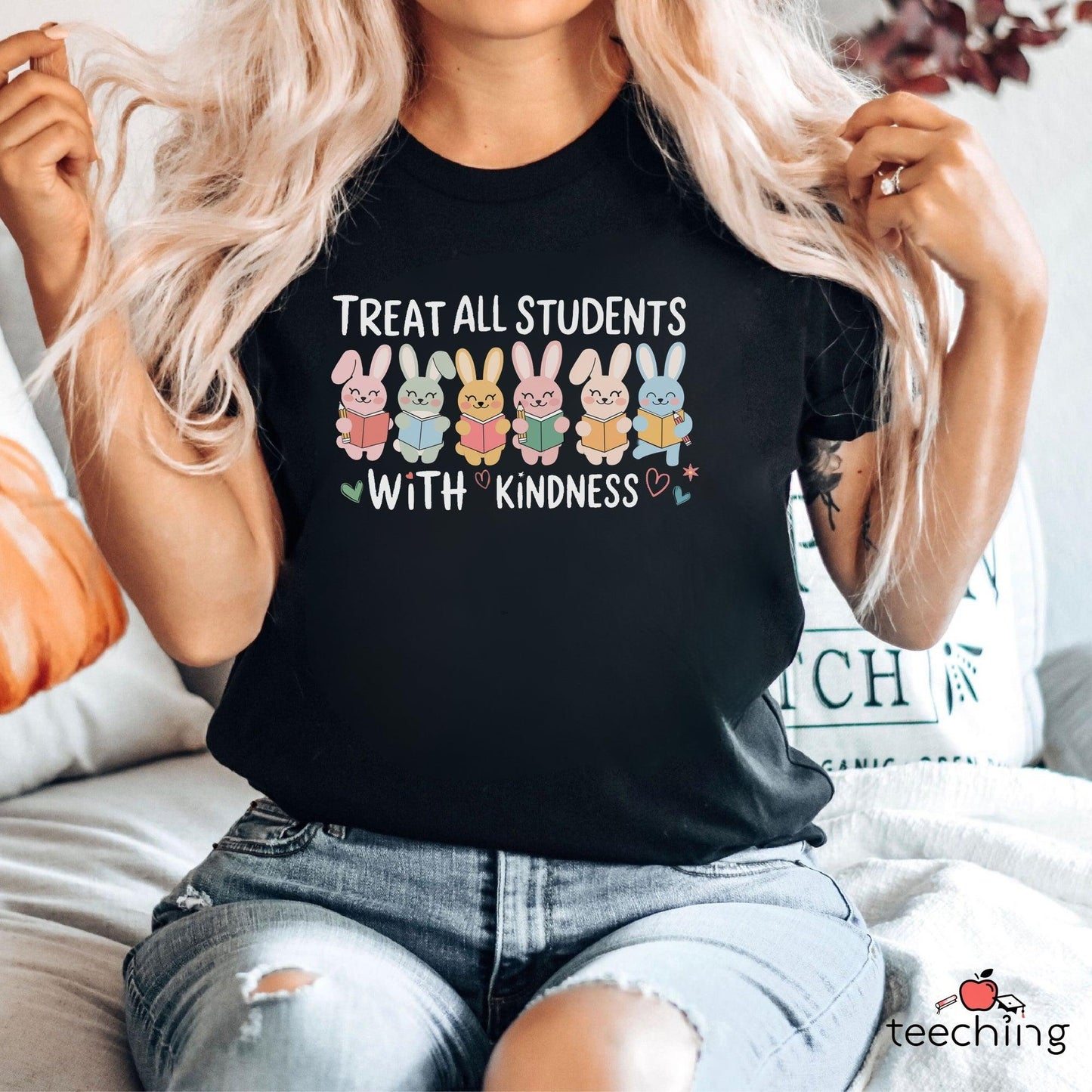 Treat All Students With Kindness T-shirt