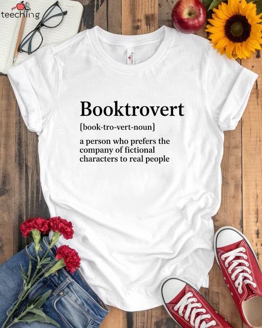 Booktrovert T-Shirt